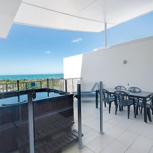 Penthouse mit 1 Schlafzimmer im oberen Stock